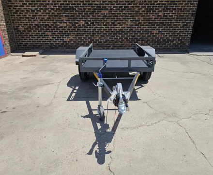 2 Meter Flatbed (Braked)